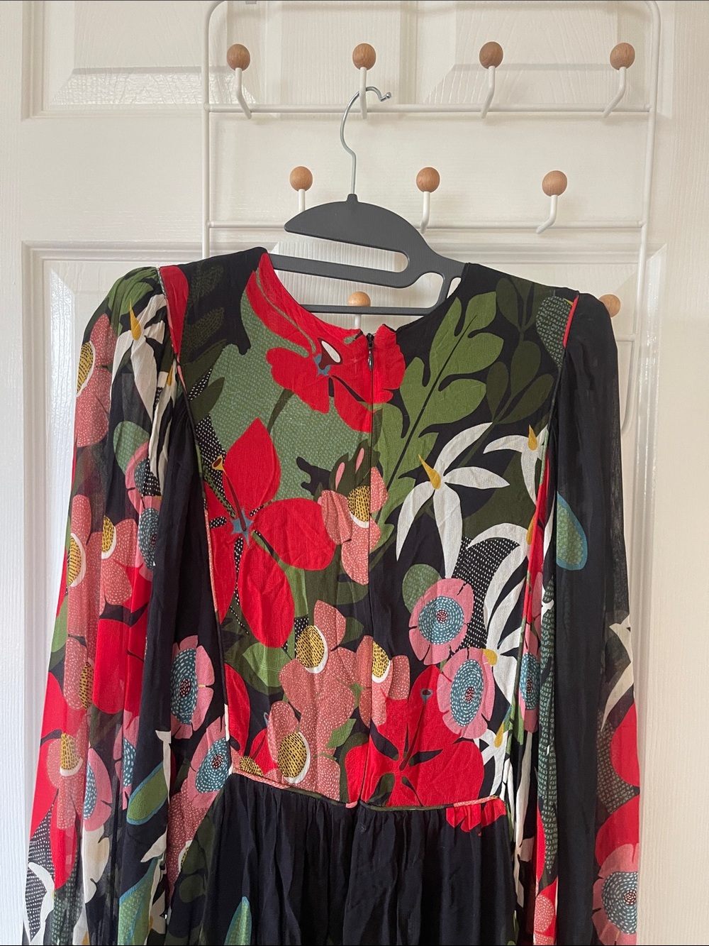 Women's Black Floral Long Sleeve V-Neck Maxi Dress - Picture 5 of 10